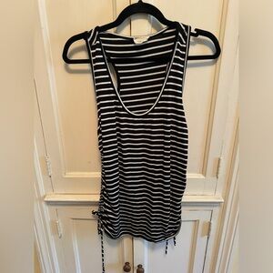 Women’s sz M Black and white striped tank top with side ties
